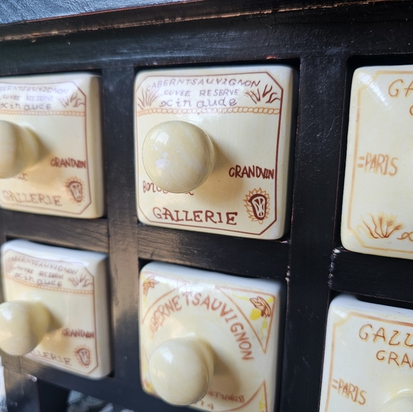 Vintage style French apothecary mini spice cabinet - Picture 5 of 16